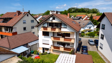 3,5 Zimmer Dachgeschoss Wohnung mit Seeblick Immenstaad am Bodensee, 88090 Immenstaad am Bodensee, Dachgeschosswohnung