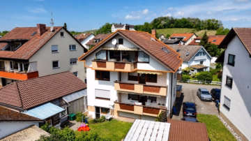 Sonnige 3,5 Zimmer Dachgeschoss- Wohnung mit Seeblick in Immenstaad am Bodensee, 88090 Immenstaad am Bodensee, Dachgeschosswohnung