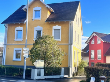 3 Familienhaus in Friedrichshafen-West nahe Bodensee, 88048 Friedrichshafen, Mehrfamilienhaus