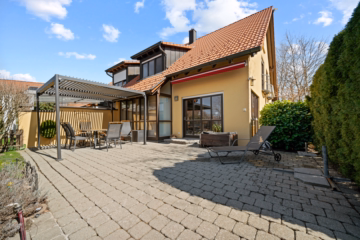 Sonnige Höhenlage – Schlier-Oberankenreute Schicke DHH sucht neue Familie!, 88281 Schlier-Oberankenreute, Doppelhaushälfte