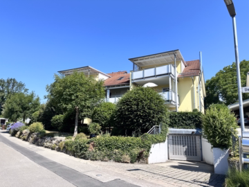 Helle 4,5 Zimmer-Wohnung mit großem sonnigen Balkon in Oberuhldingen, 88690 Oberuhldingen/ Mühlhofen, Wohnung