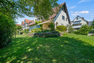 Großes 2 Familien-Haus mit großem Grundstück am Mühlbach Friedrichshafen-West, 88045 Friedrichshafen - Schnetzenhausen, Zweifamilienhaus