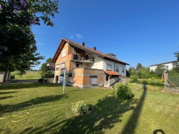 Zweifamilienhaus im Grünen mit großem Grundstück Oberteuringen-Hefigkofen, 88094 Oberteuringen-Hefigkofen, Zweifamilienhaus