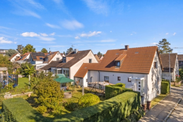 Einfamilienhaus mit schönem Garten und Garage in beliebter Lage von Fischbach, 88048 Friedrichshafen, Einfamilienhaus