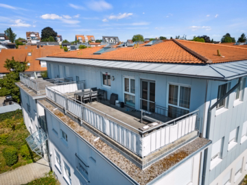 Sonnige Penthouse-Wohnung mit großzügiger Dachterrasse und besonderem Raumgefühl!, 88048 Friedrichshafen / Fischbach Bodensee, Dachgeschosswohnung