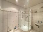 3 Zimmer-Wohnung mit See und Alpensicht in Immenstaad - Badezimmer