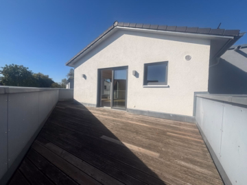 Sonniges 3-Zimmer-Penthouse – wenige Meter vom Bodenseeufer entfernt, 88048 Friedrichshafen, Dachgeschosswohnung