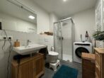 See- und Bergsicht Exklusives 1,5 Zimmer-Appartement in FN-Windhag - Badezimmer