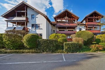 Charmante 2,5 Zimmer-Maisonette-Wohnung in FN – Fischbach mit See- und Bergsicht, 88048 Friedrichshafen, Maisonettewohnung