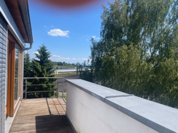 Moderne 2,5 Zimmer-Maisonette-Wohnung in Friedrichshafen-West mit schöner Sicht ins Grüne, 88048 Friedrichshafen / Raderach, Maisonettewohnung