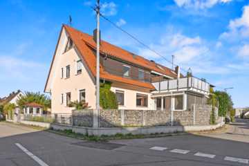 Mehrgenerationenhaus in bevorzugter Wohnlage in Friedrichshafen, 88046 Friedrichshafen, Zweifamilienhaus