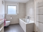 Badezimmer - Exklusive 3,5 Zimmer Wohnung in Salem am Schlosssee