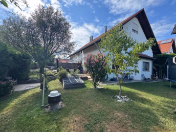 Familiendomizil mit schönem Gartengrundstück in ländlicher Wohnlage von Oberteuringen, 88094 Oberteuringen, Reiheneckhaus