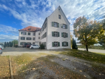 2 Zimmer Wohnung im Schloss Hirschlatt, 88048 Friedrichshafen / Ailingen, Wohnung